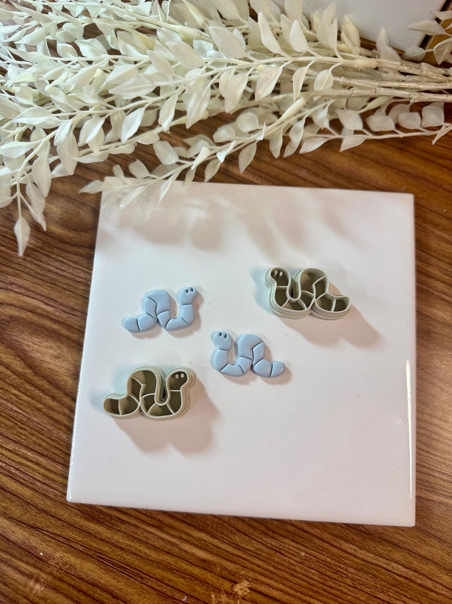 Worm Mirroed Cutter Set