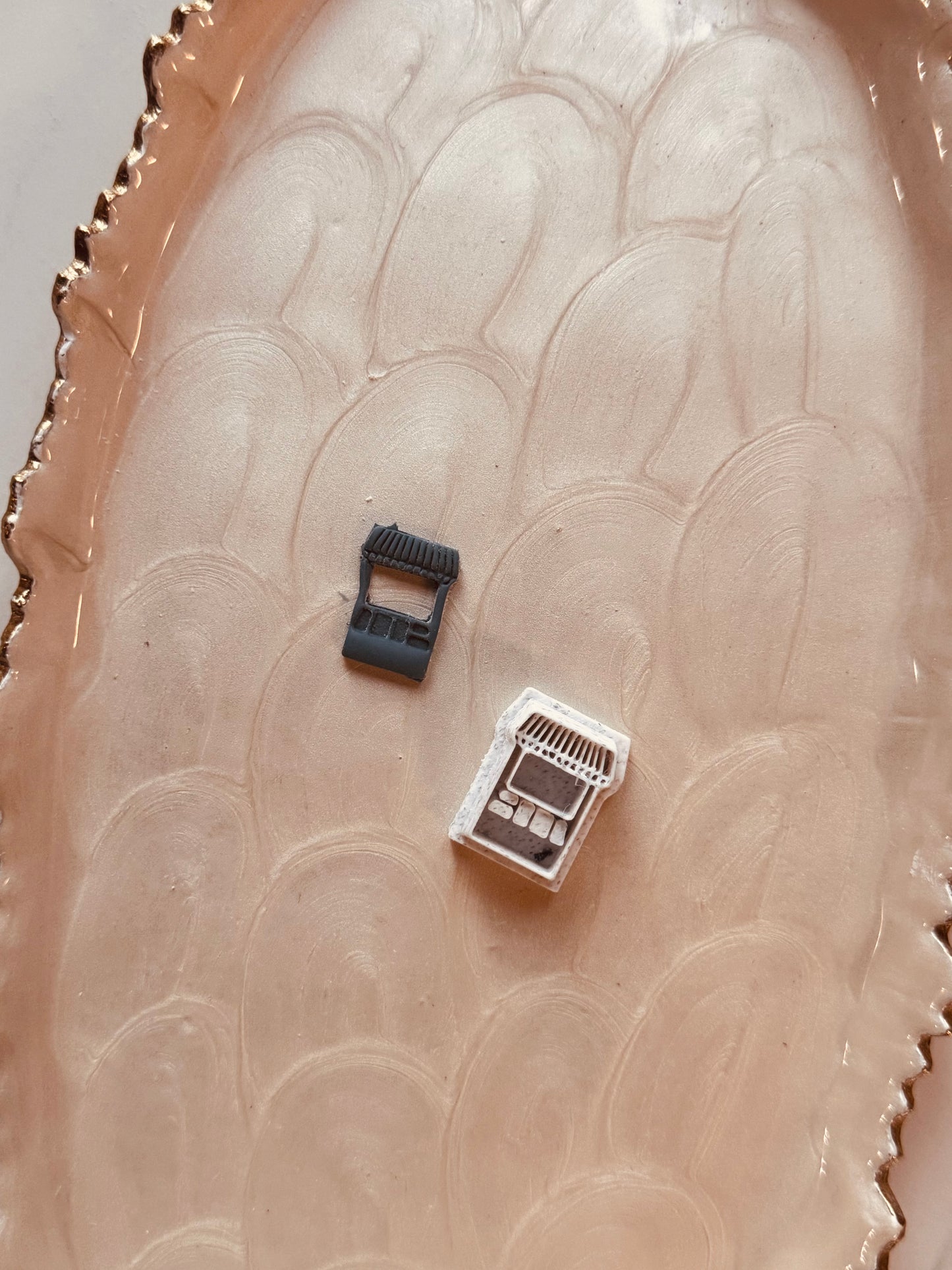 Farmers Market Stand Clay Cutter