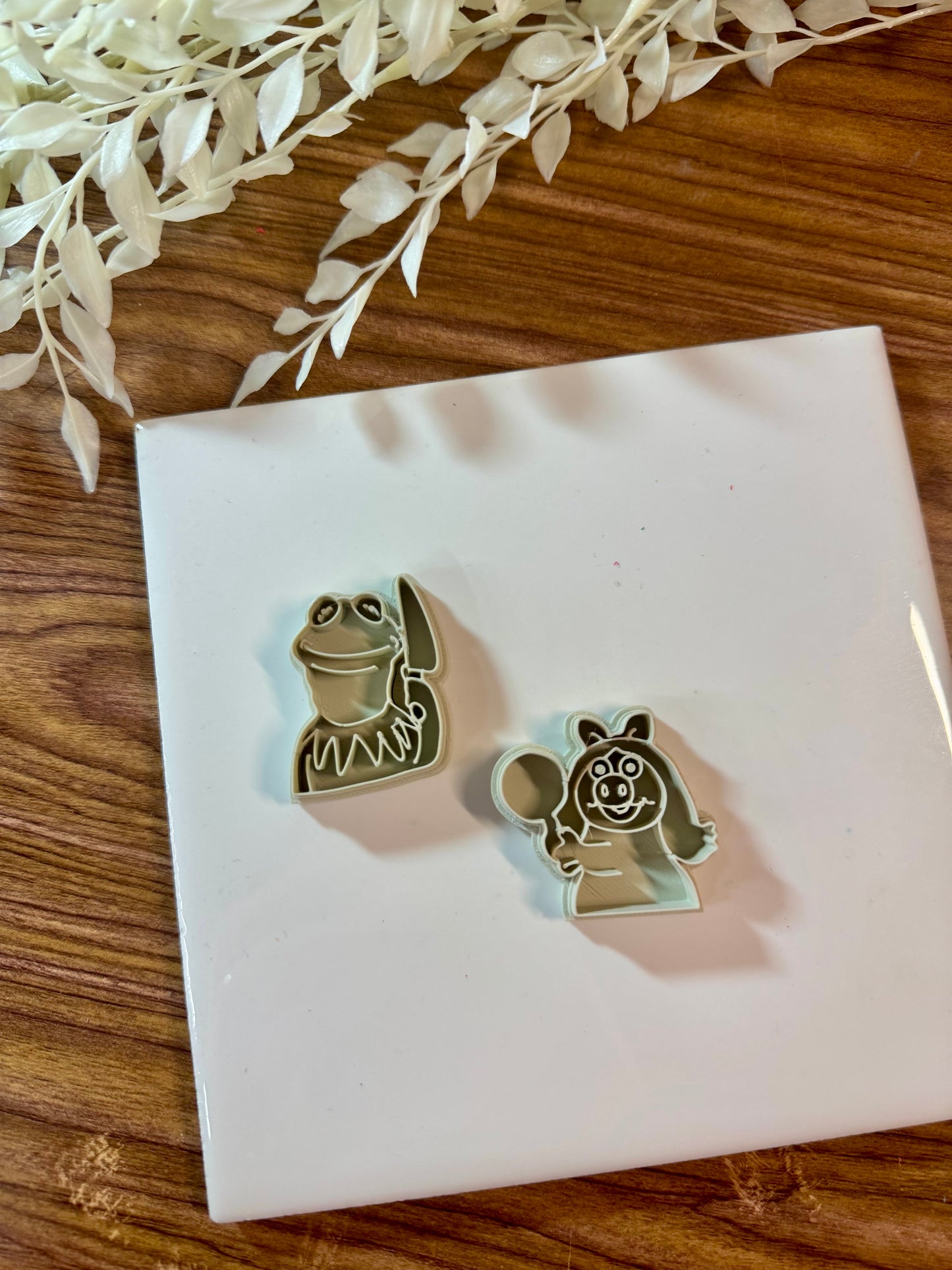Kermit and Ms Piggy Clay Cutters
