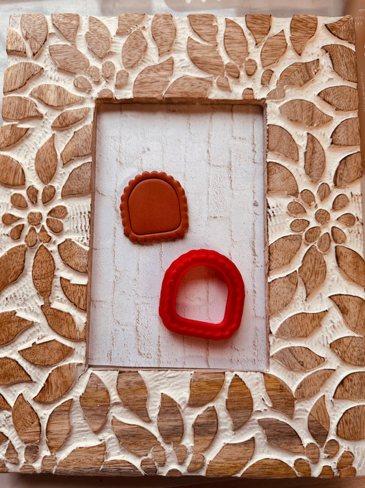 Short Scallop Arch Clay Cutter