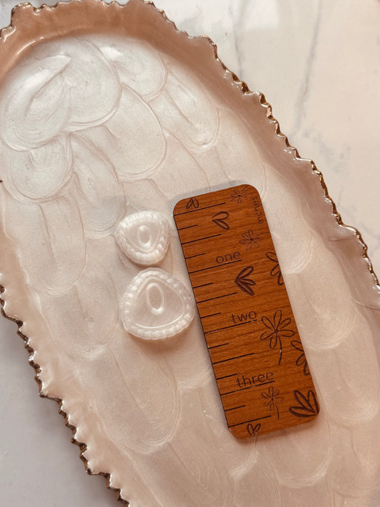 Gwen Ruffle Clay Cutter Set