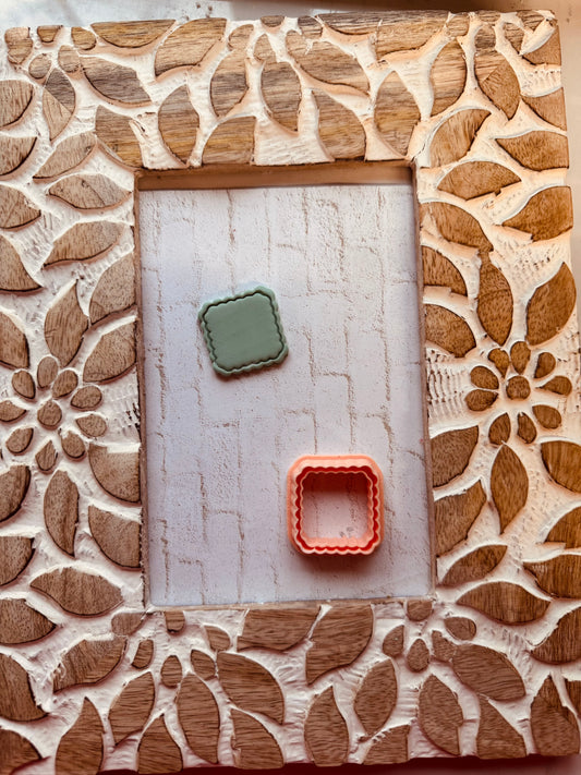 Scalloped Boarder Clay Cutter