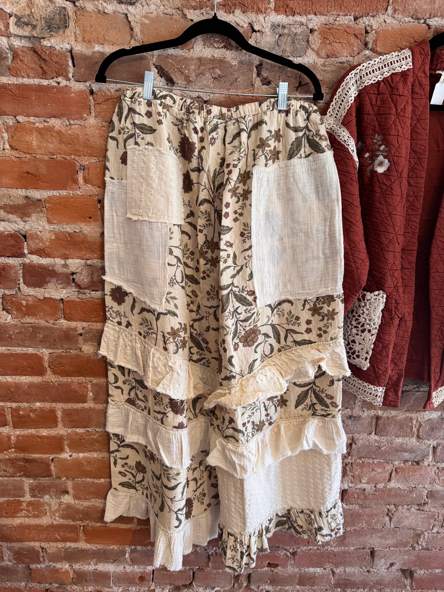 Ruffle Wideleg Pants