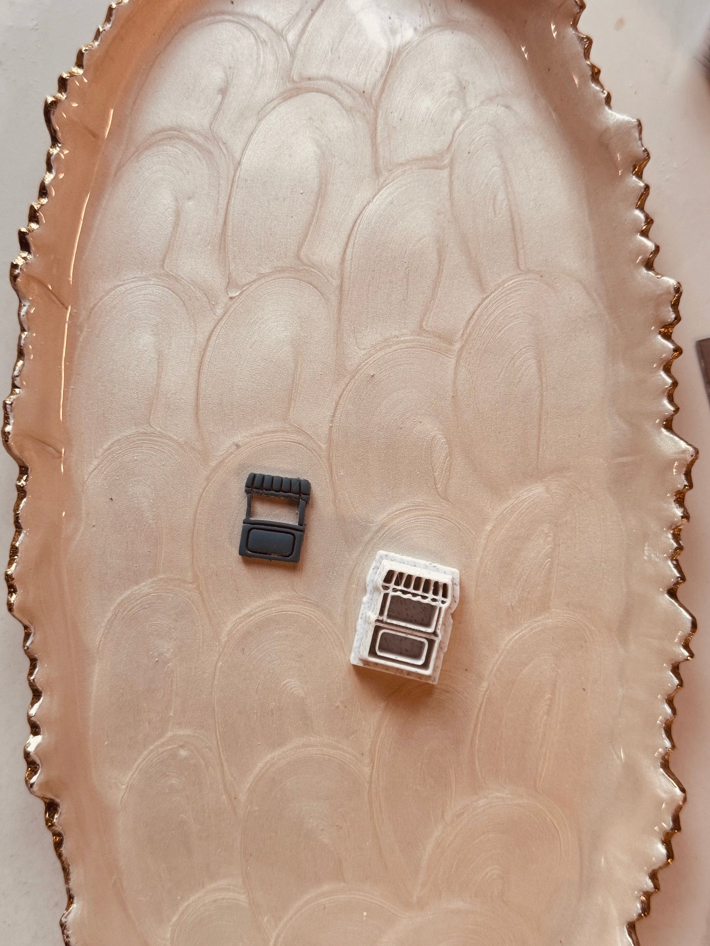 Farmers Market Stand Clay Cutter (2)