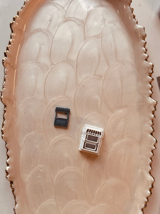 Farmers Market Stand Clay Cutter (2)