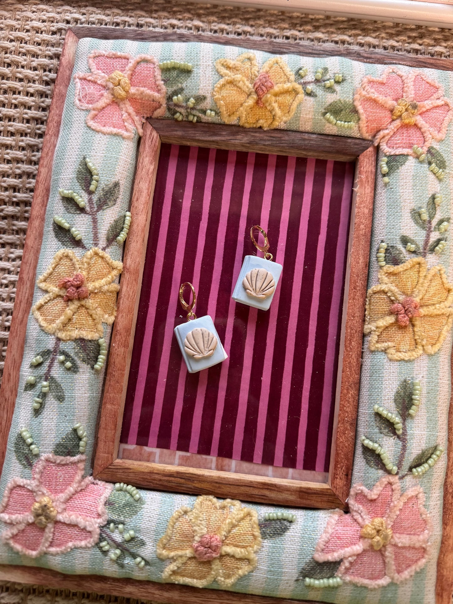 Blue Seashell Books