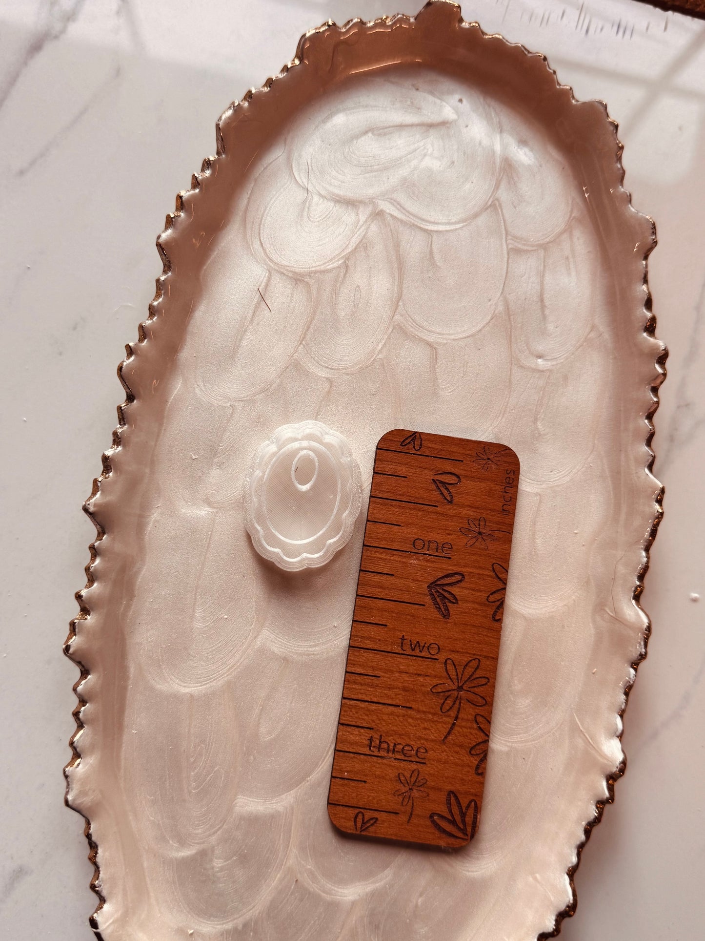 Scalloped Oval Hoop Clay Cutter