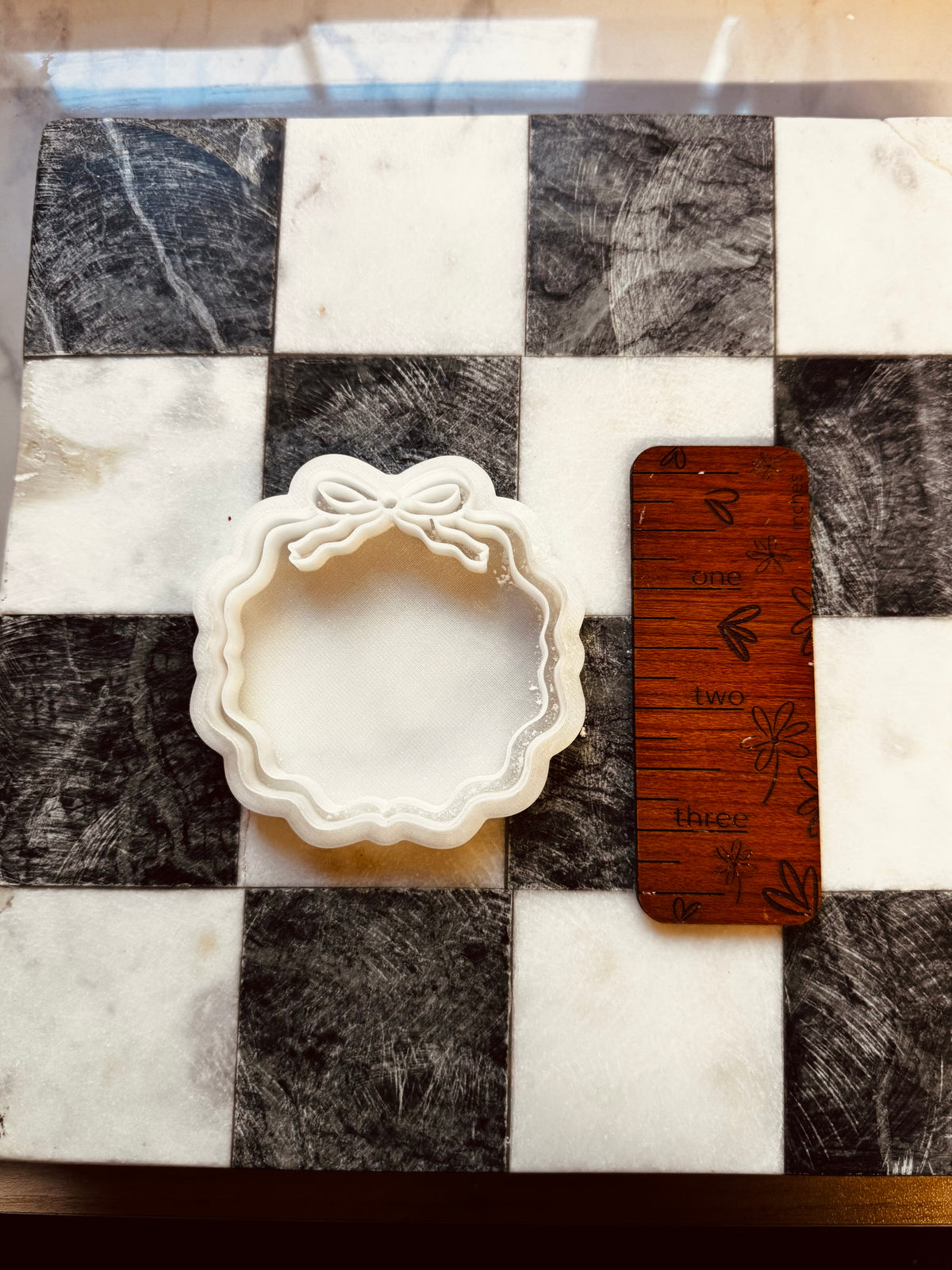 Bow Frame Ornament Clay Cutter