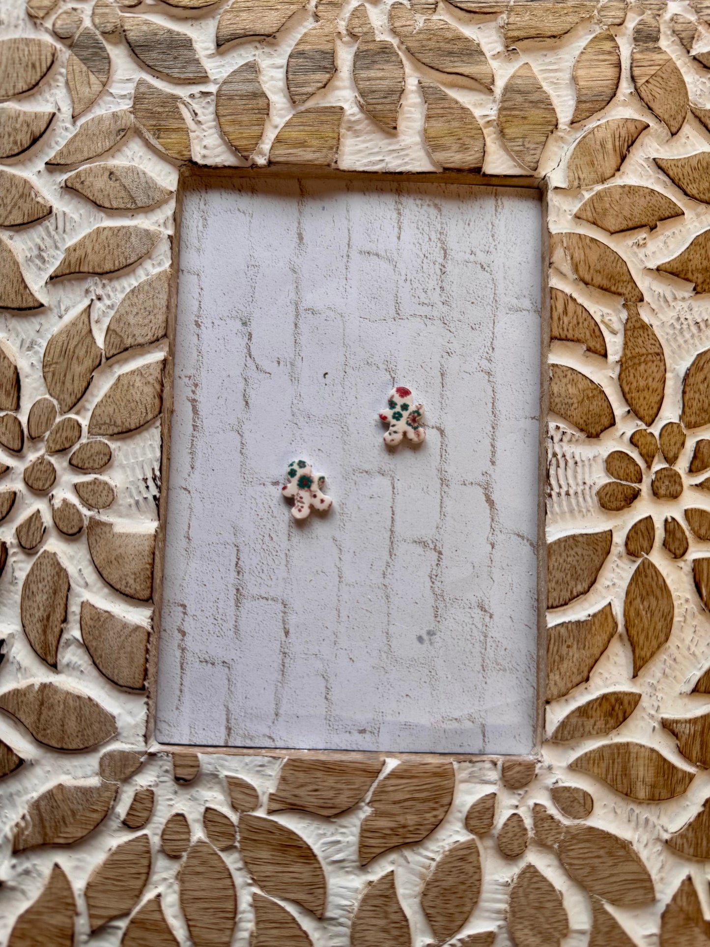 Christmas Floral Gingerbread Studs
