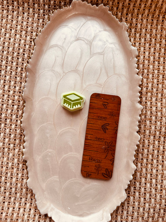 Fruit Basket Clay Cutter