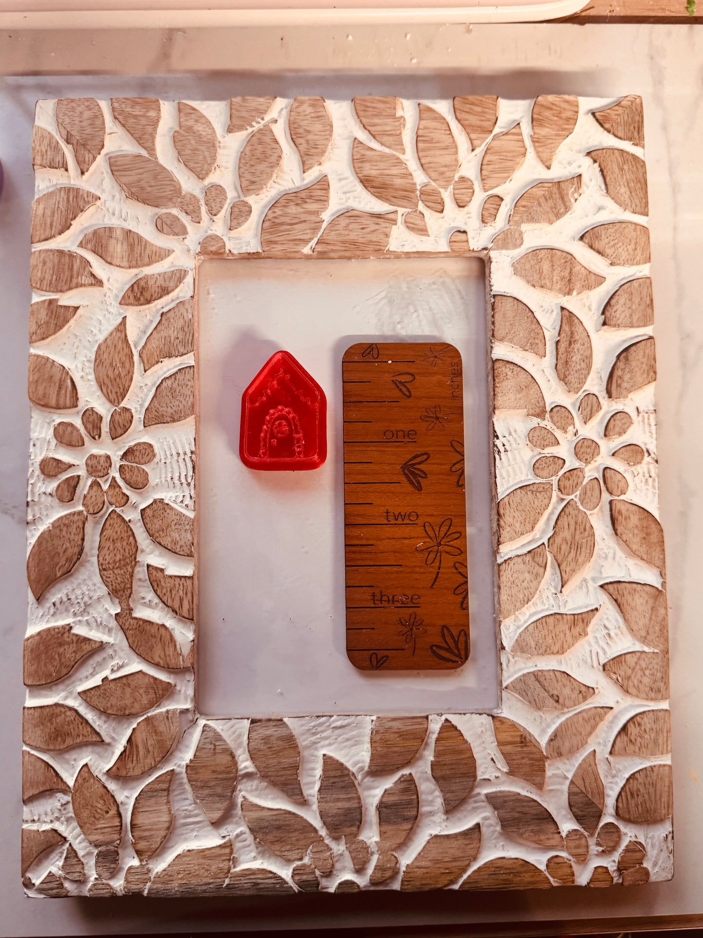 Frilly Gingerbread House Clay Cutter