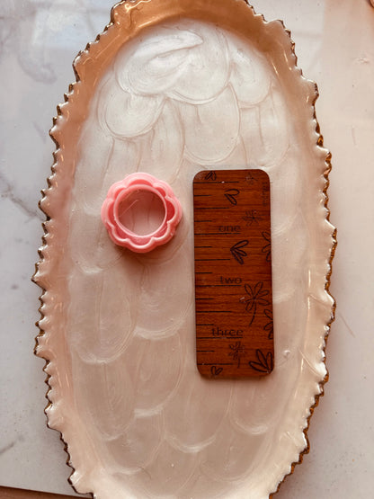 Organic Scallop Circle Clay Cutter
