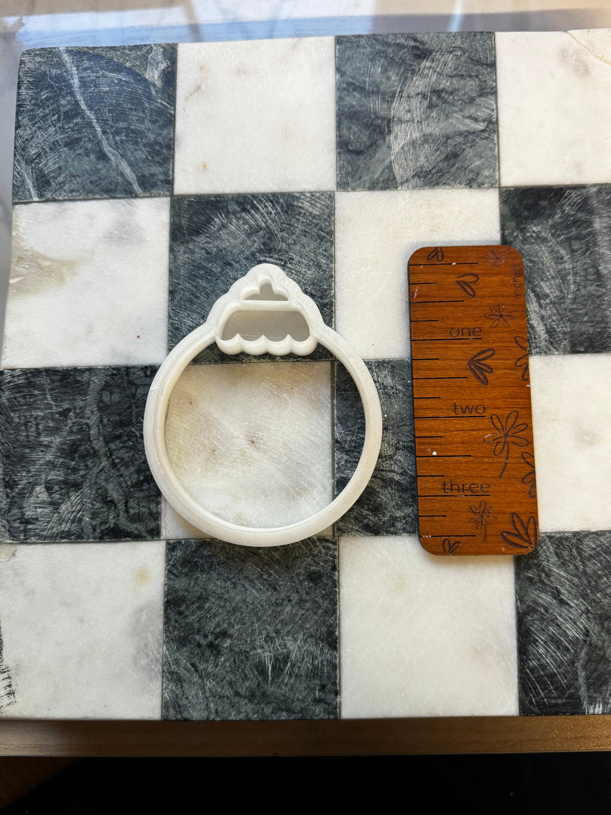 Bulb Ornament Clay Cutter
