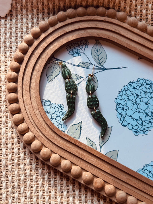 Alligator Dangles