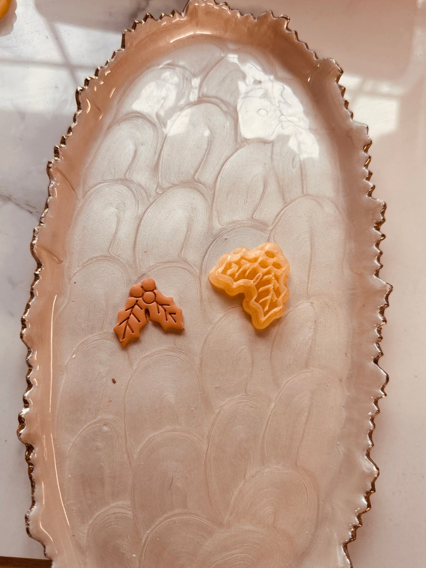 Mistletoe Clay Cutter