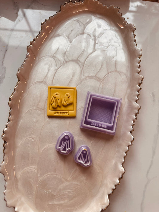 No Feet! Ghost Polaroid Clay Cutter Set