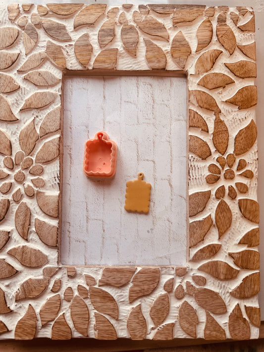 Scalloped Charcuterie Board Cutter