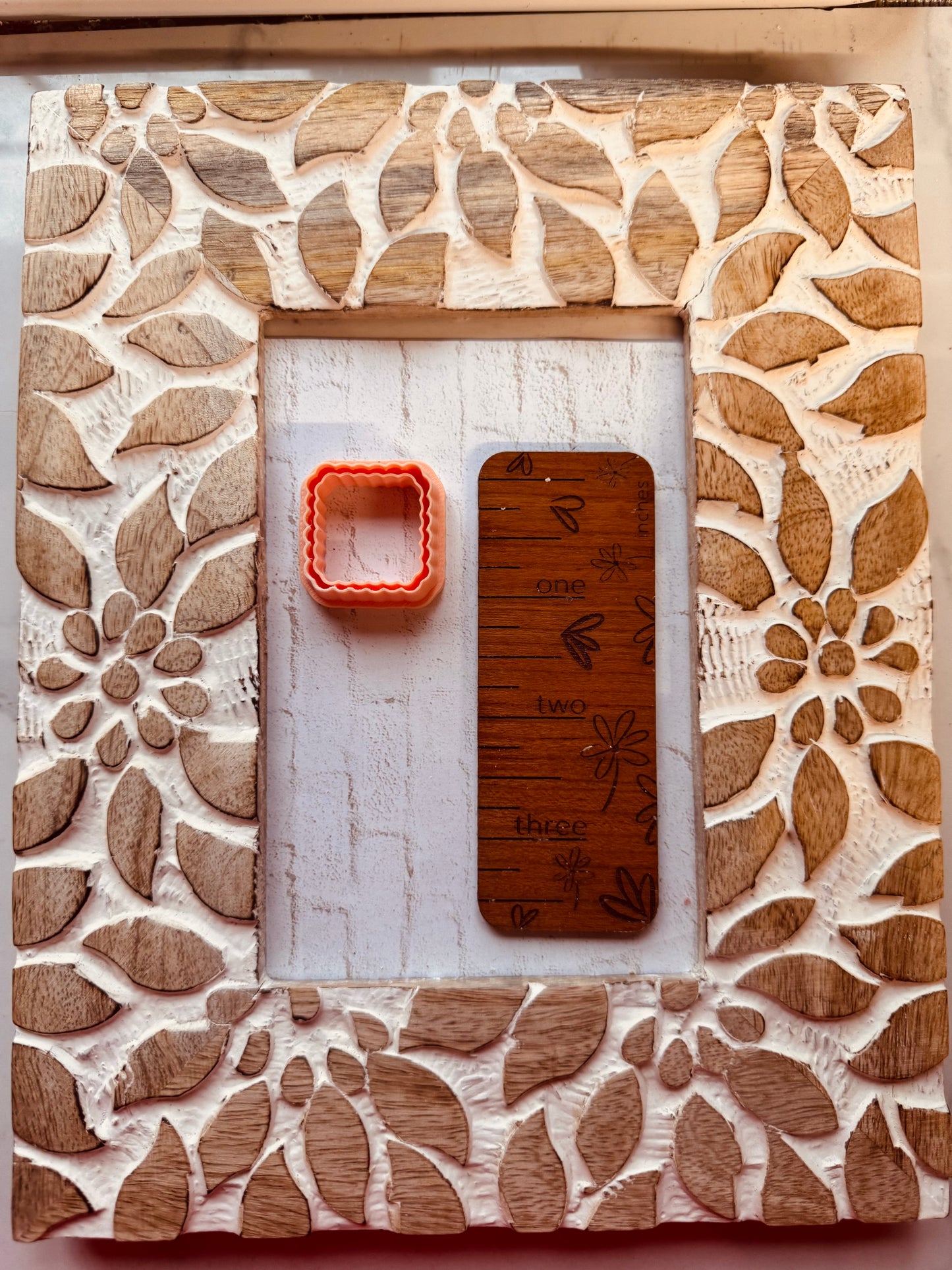 Scalloped Boarder Clay Cutter