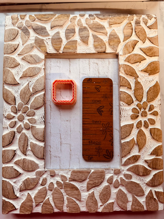 Scalloped Boarder Clay Cutter