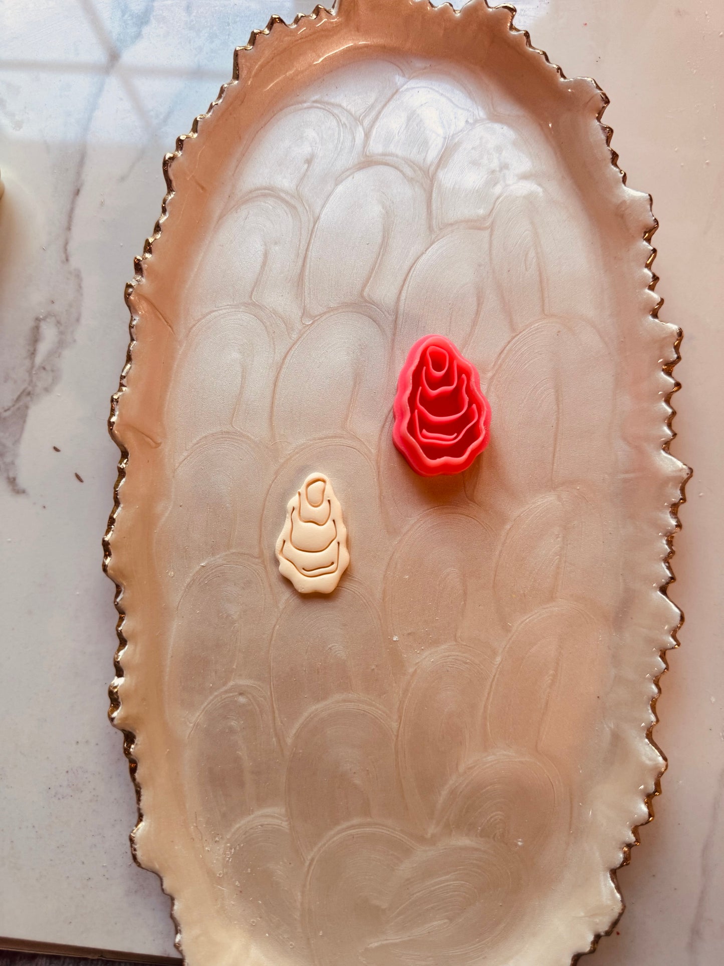 Oyster Mirrored Clay Cutter Set