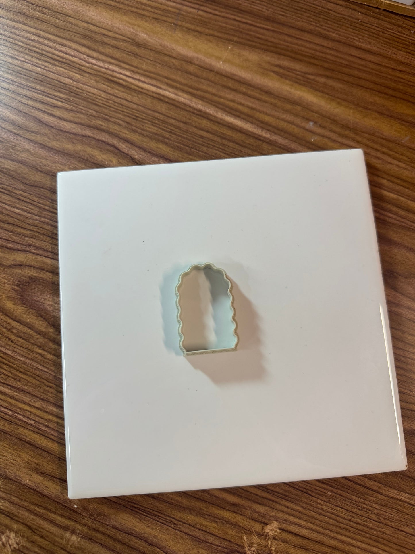 Squiggle Arch Clay Cutter