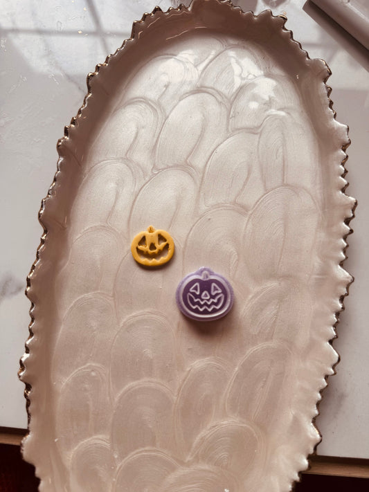 Jack-O-Lantern Cutout Clay Cutter