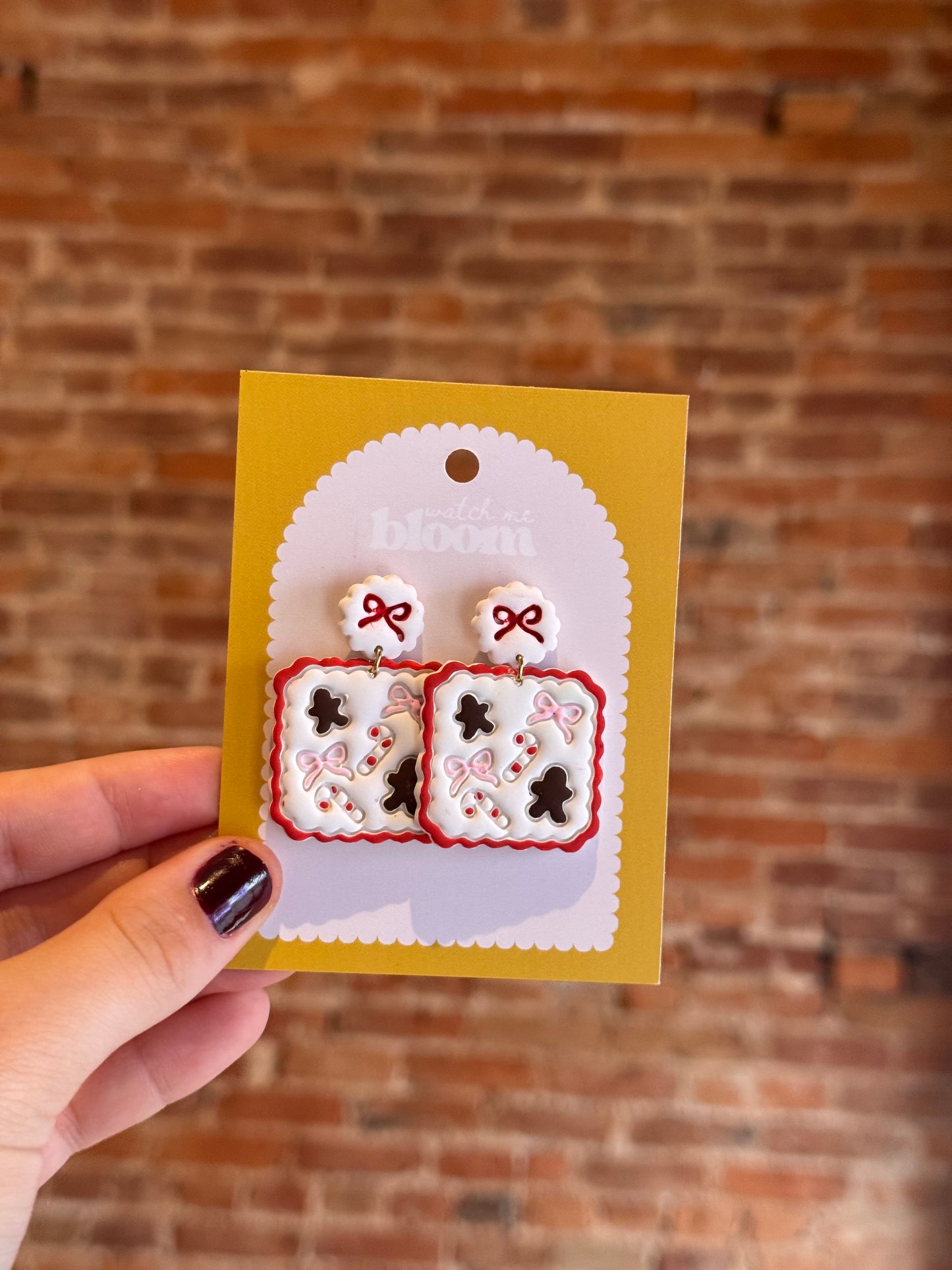 Bows and Gingies Dangles
