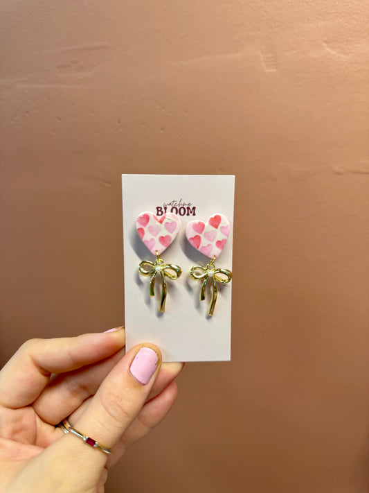 valentine hearts with bows