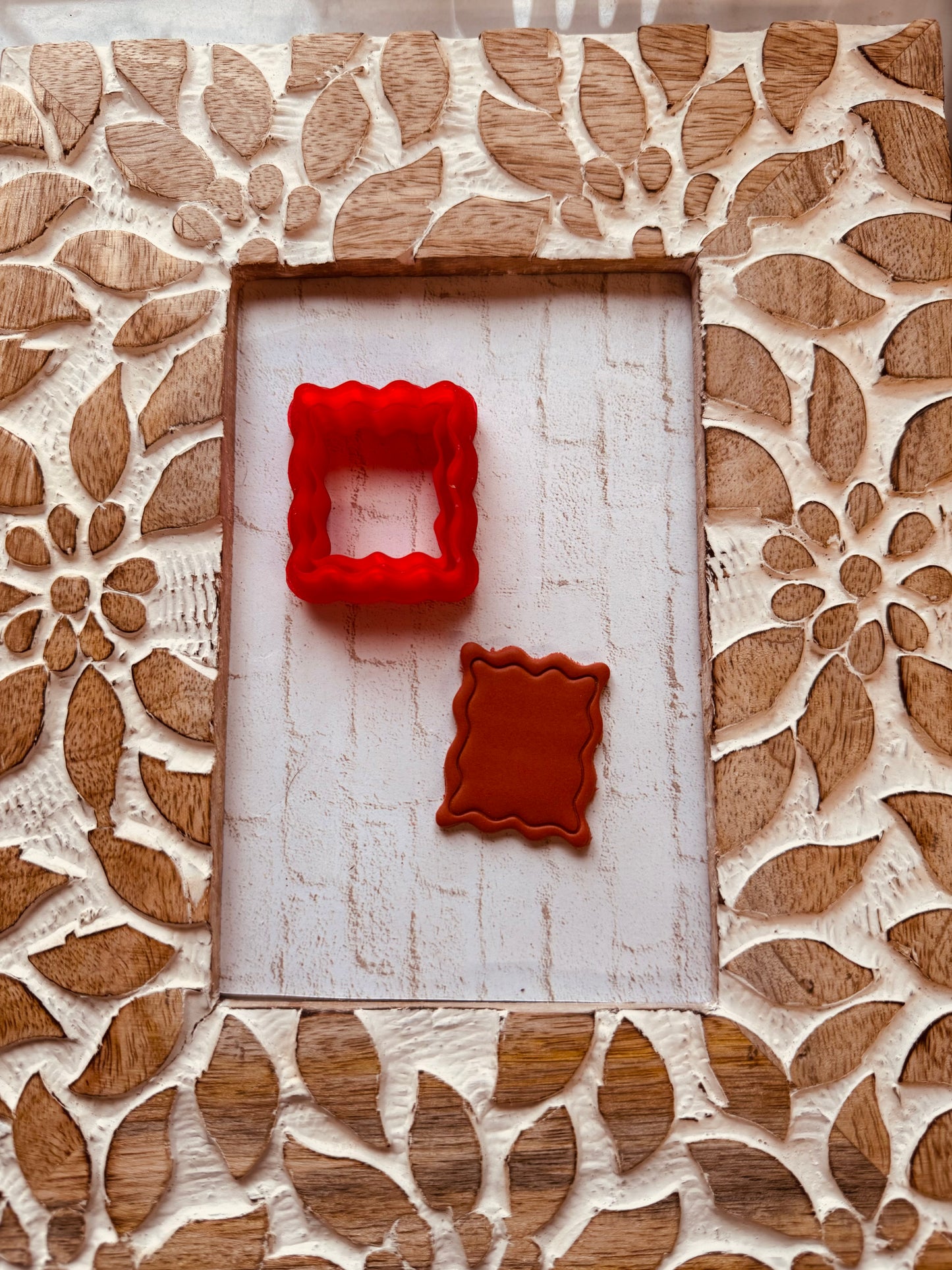 Wavy Bordered Rectangle Clay Cutter