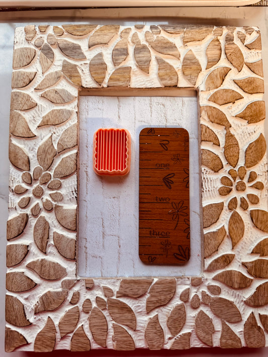 Scalloped Ribbed Rectangle Clay Cutter