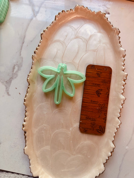 Large Dragon Fly Clay Cutter