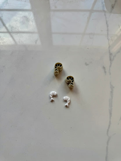 Shrimp Stud Clay Cutter Mirrored Set