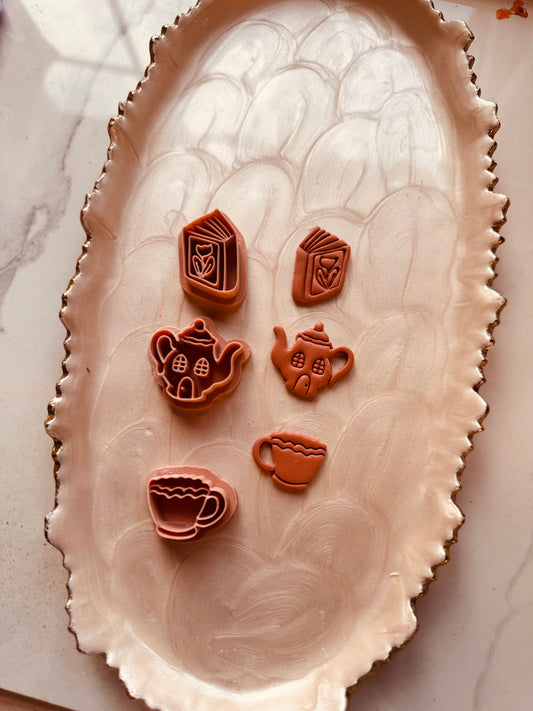 Cozy Bookish Clay Cutter Set