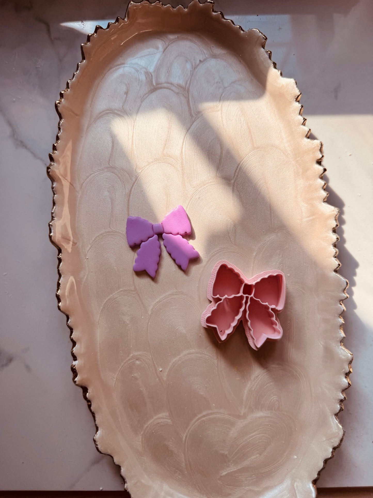 Scallop Bow Clay Cutter