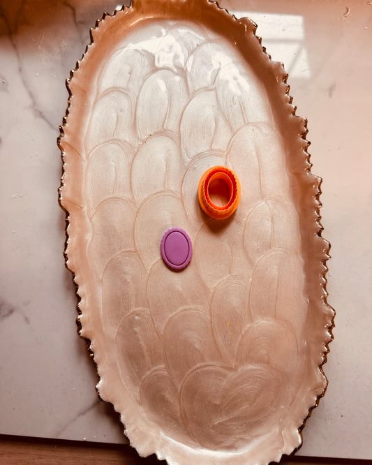 Mini Scallop Oval Clay Cutter