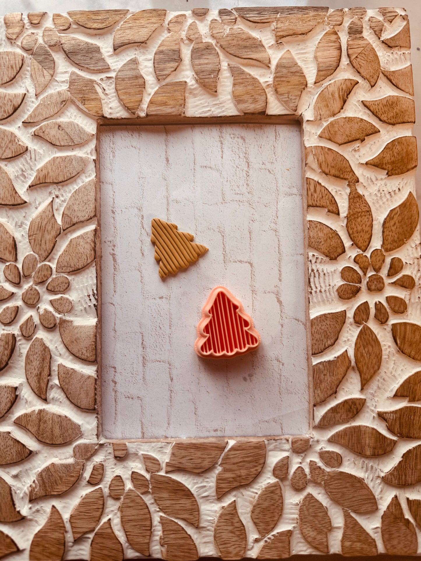 Ribbed Tree Clay Cutter