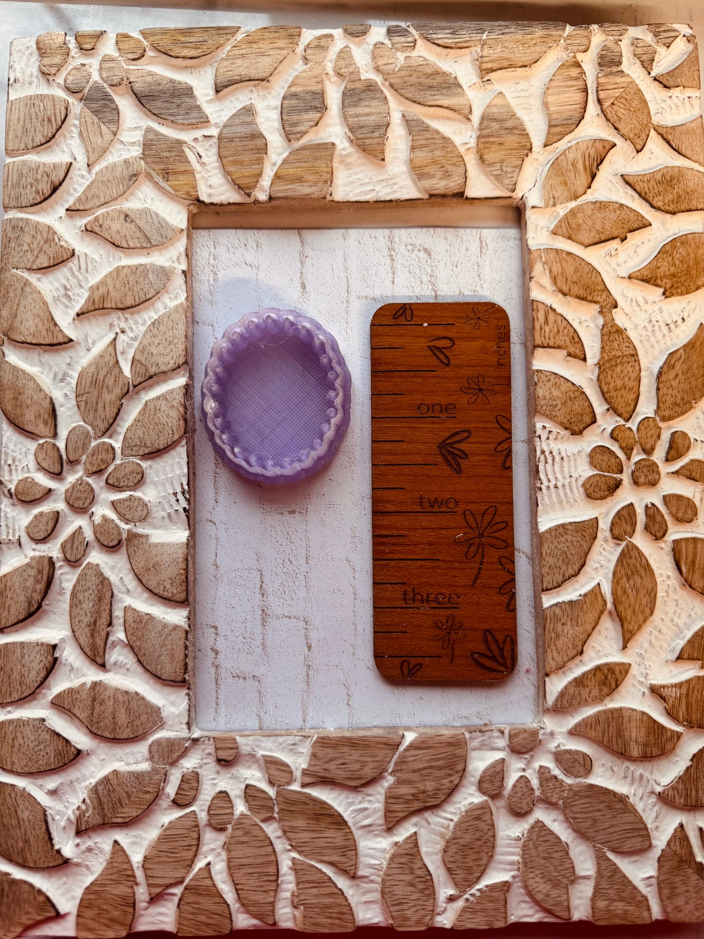 Large Scalloped Oval Clay Cutter