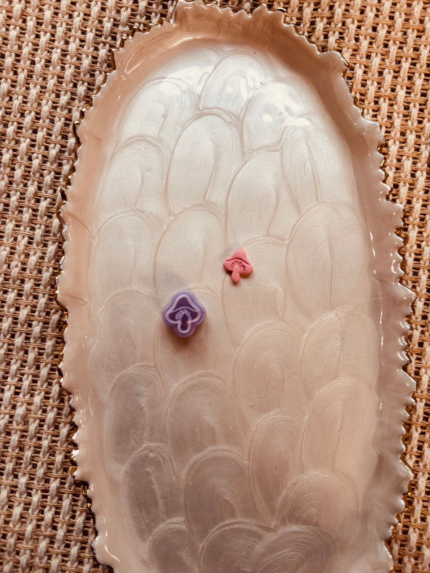 Mushroom Stud (style 2) Clay Cutter