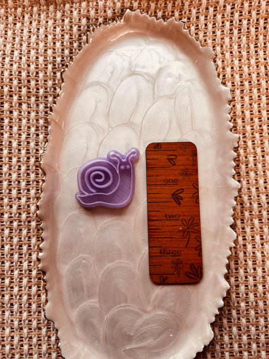 Large Snails Mirrored Clay Cutter Set