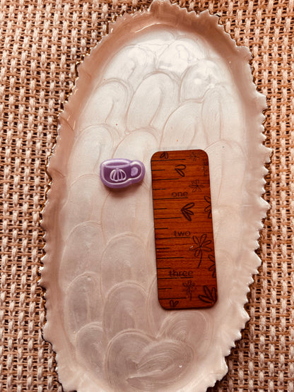 Pumpkin Coffee Mugs Mirrored Clay Cutter Set