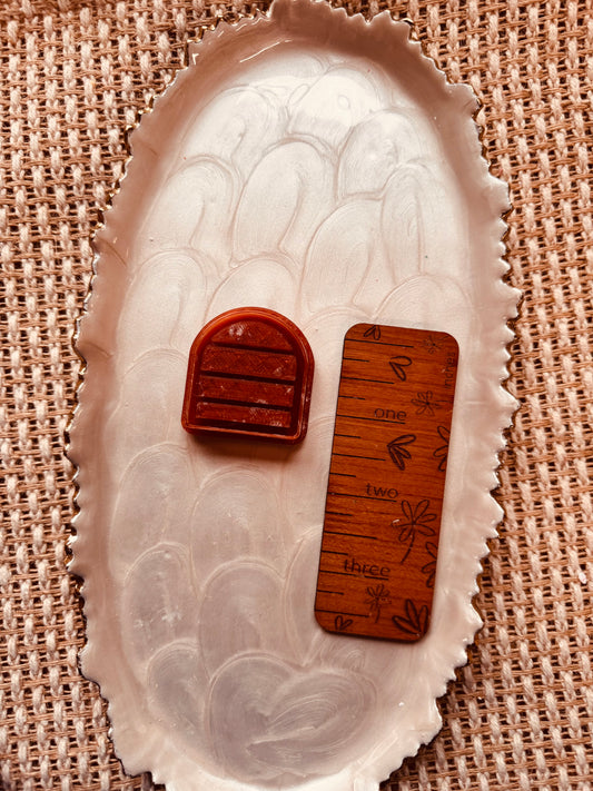 Bookshelf Polymer Clay Cutter