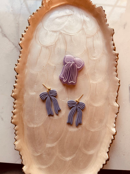 Lined Bow Clay Cutter