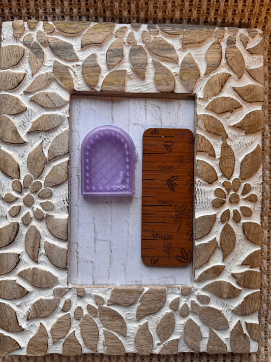 Dotted Arch Polymer Clay Cutter