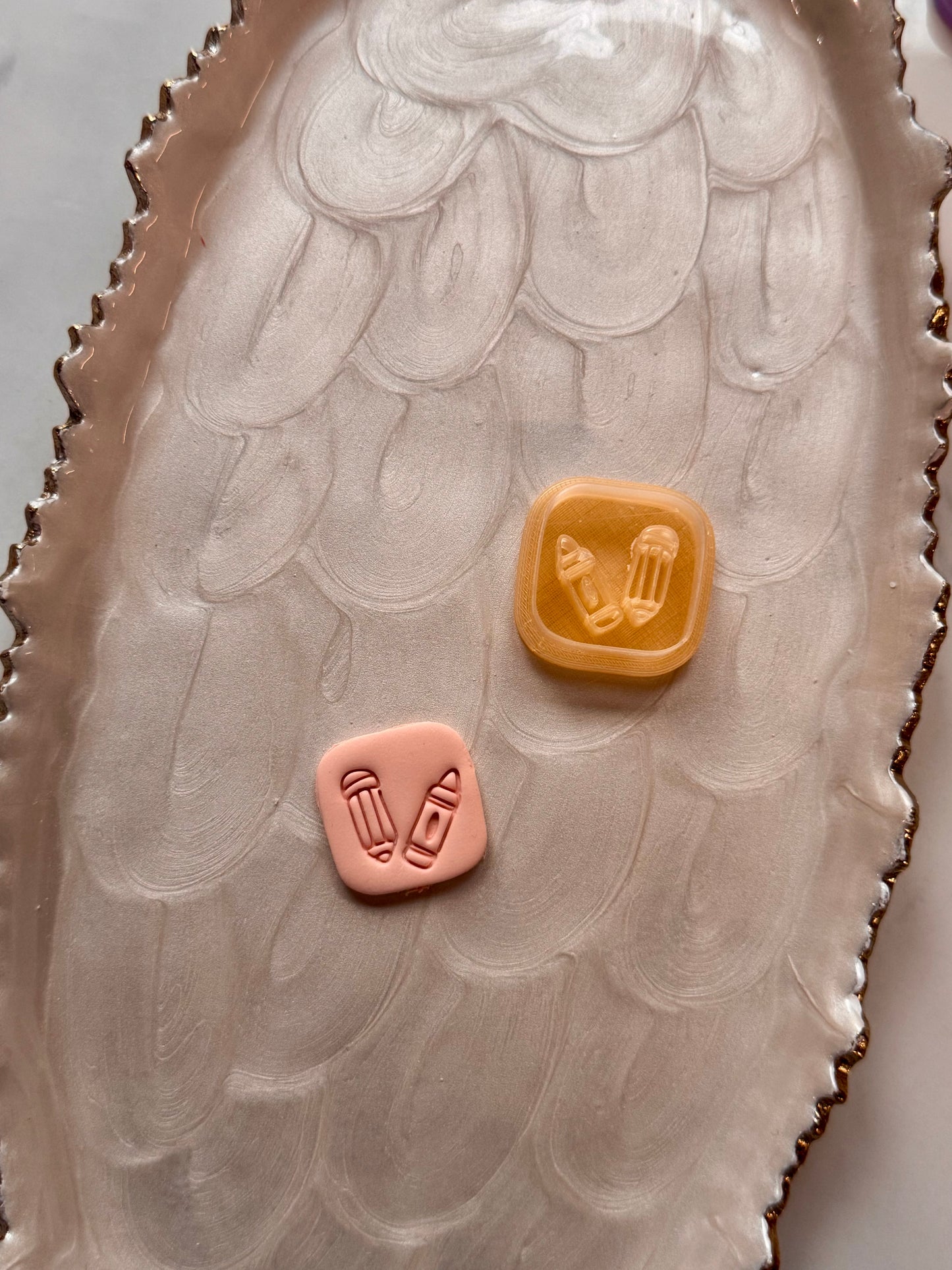 Pencil and Crayon Round Square Clay Cutter