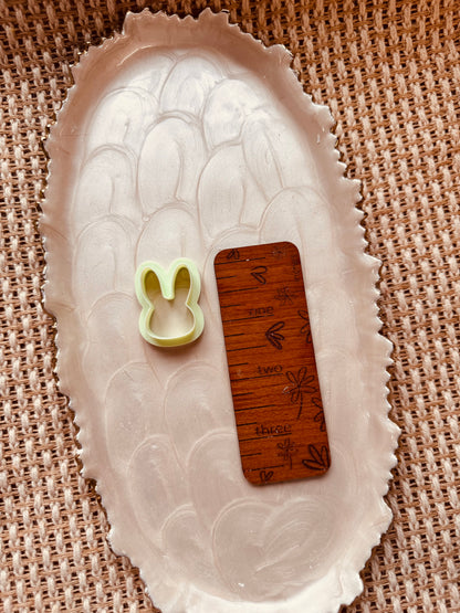 Simple Bunny Head Clay Cutter