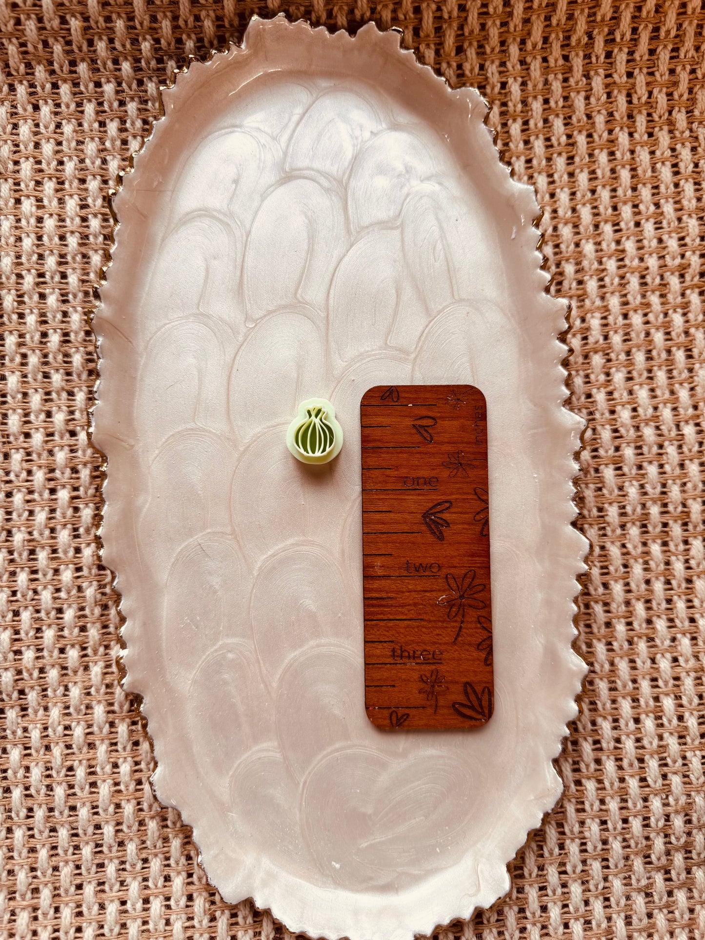 Onion Stud Clay Cutter