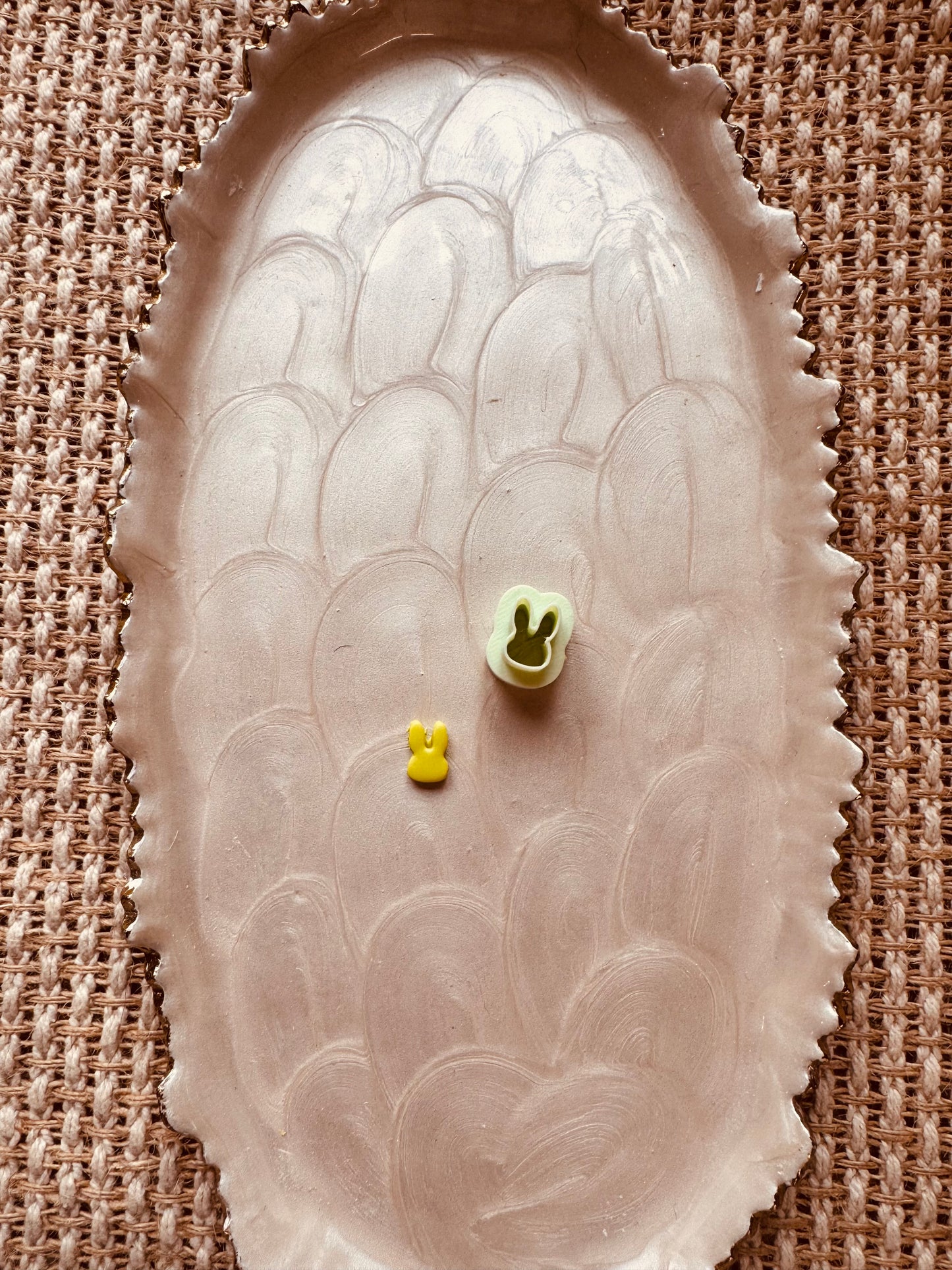 Micro Bunny Head Clay Cutter