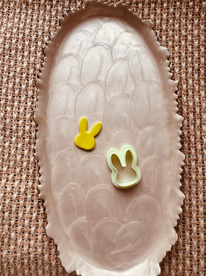 Simple Bunny Head Clay Cutter