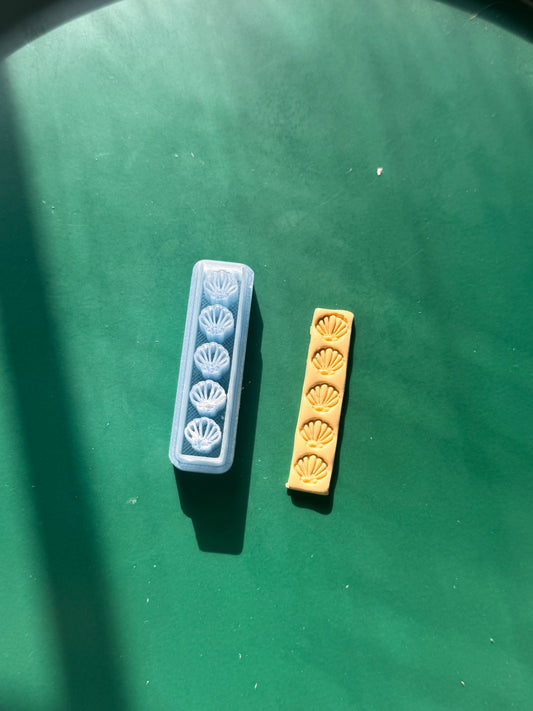 Shell Huggie Clay Cutter