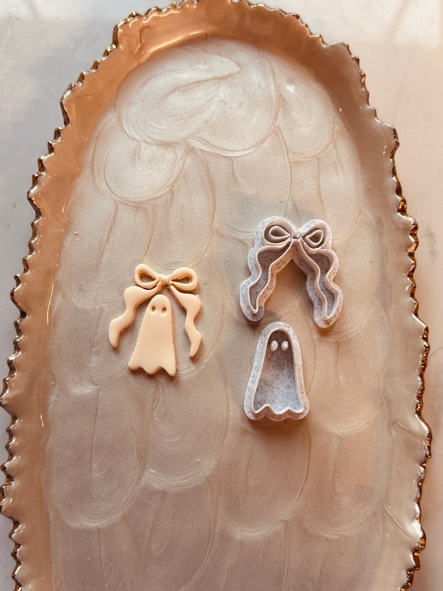 Bow and Ghost/Pumpkin Clay Cutter Set